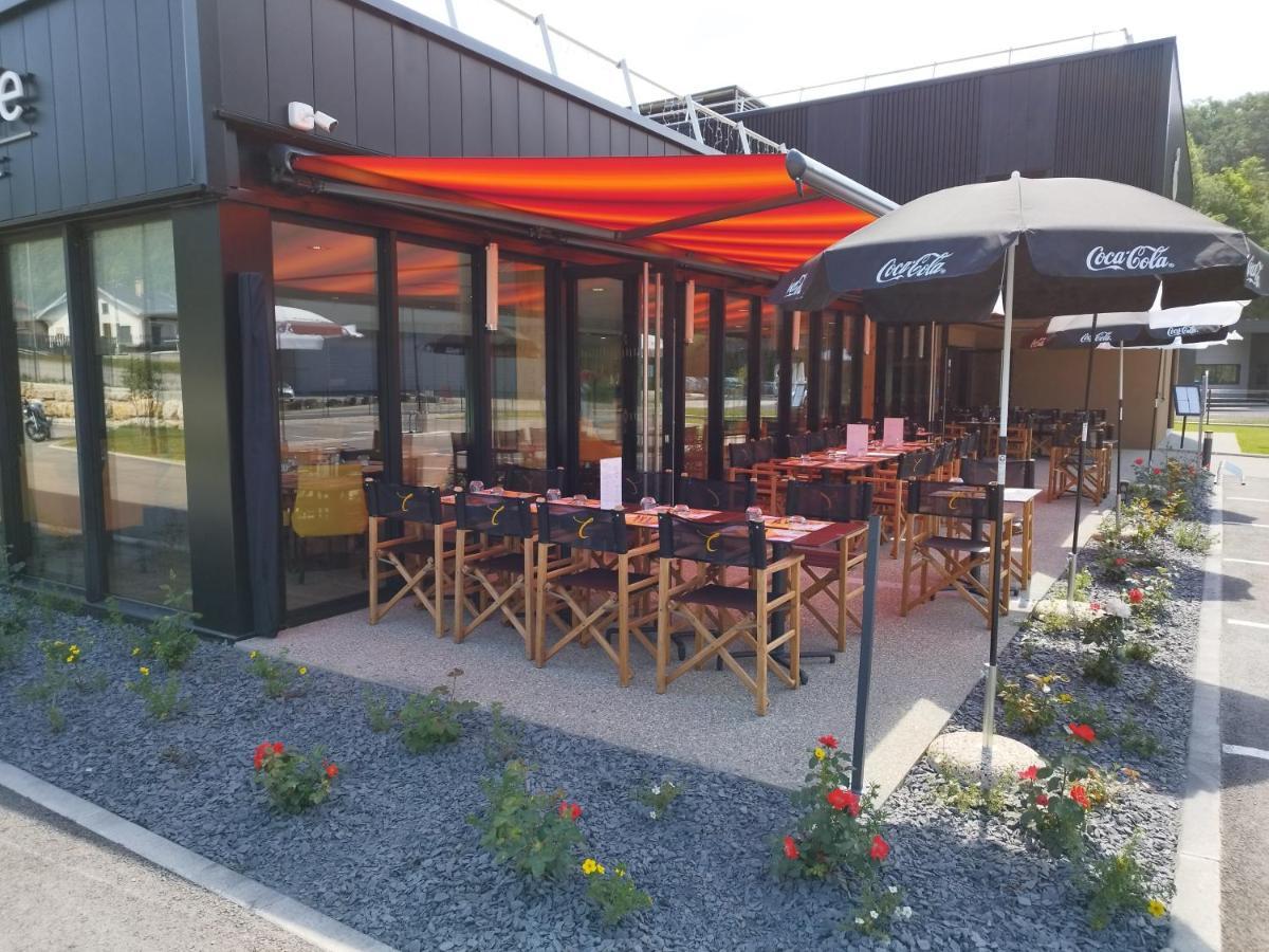 Hotel Restaurant Akena Molinges - La Brocatelle Saint-Claude Buitenkant foto